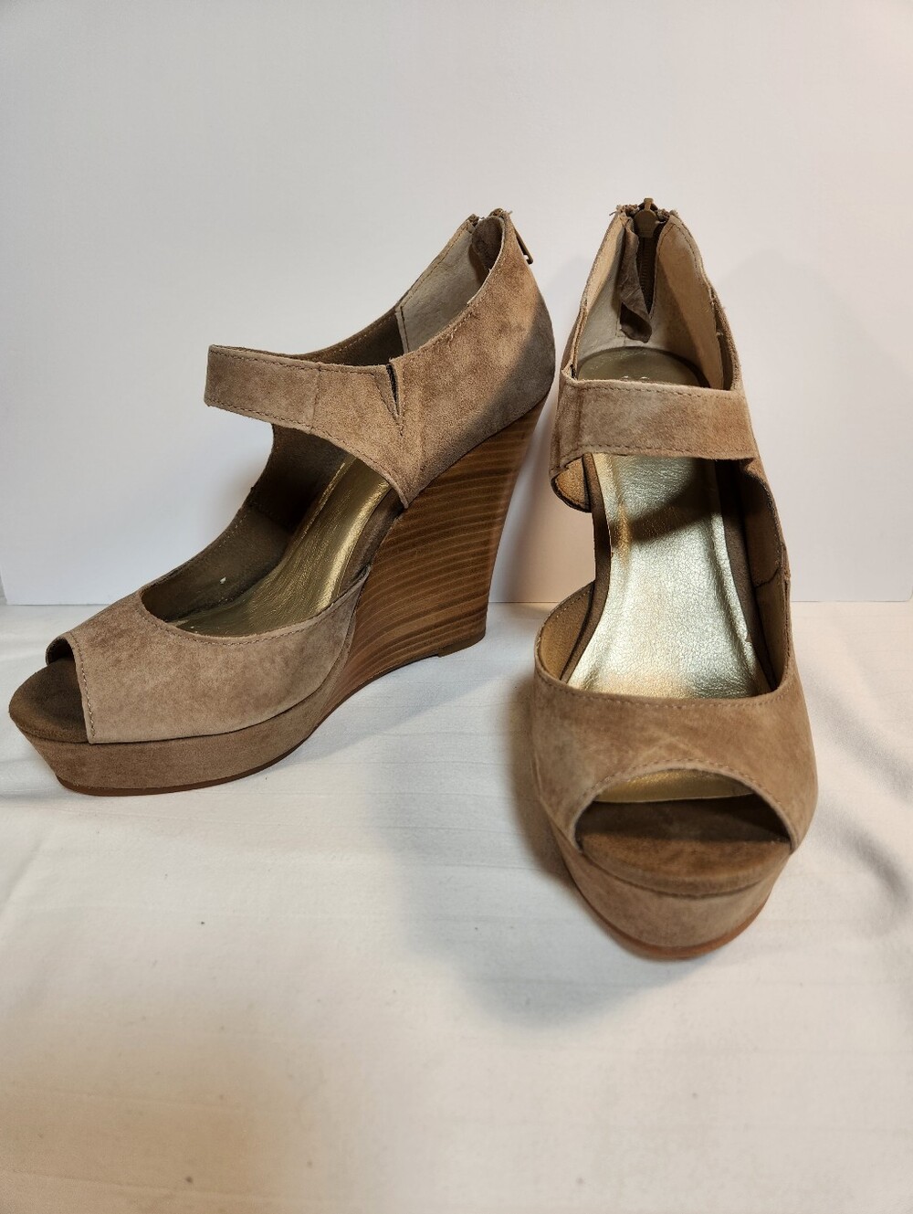 Seychelles Women's Tan Suede Peep-Toe Wedge Sandals